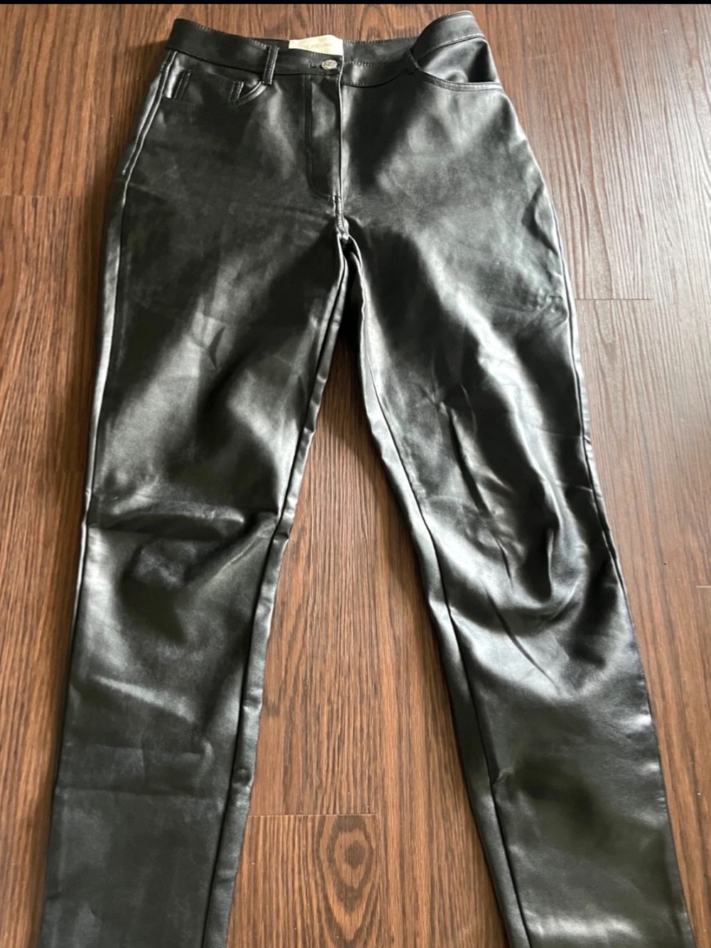 Aritzia Wilfred “The Melina” Faux Leather Pants Black Size 6 Vegan